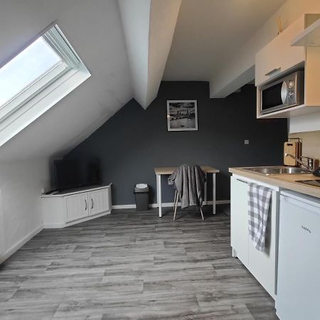 Studio "Sous Les Toits", Proche Hyper Centre Et Commerces ! 발랑시엔 외부 사진