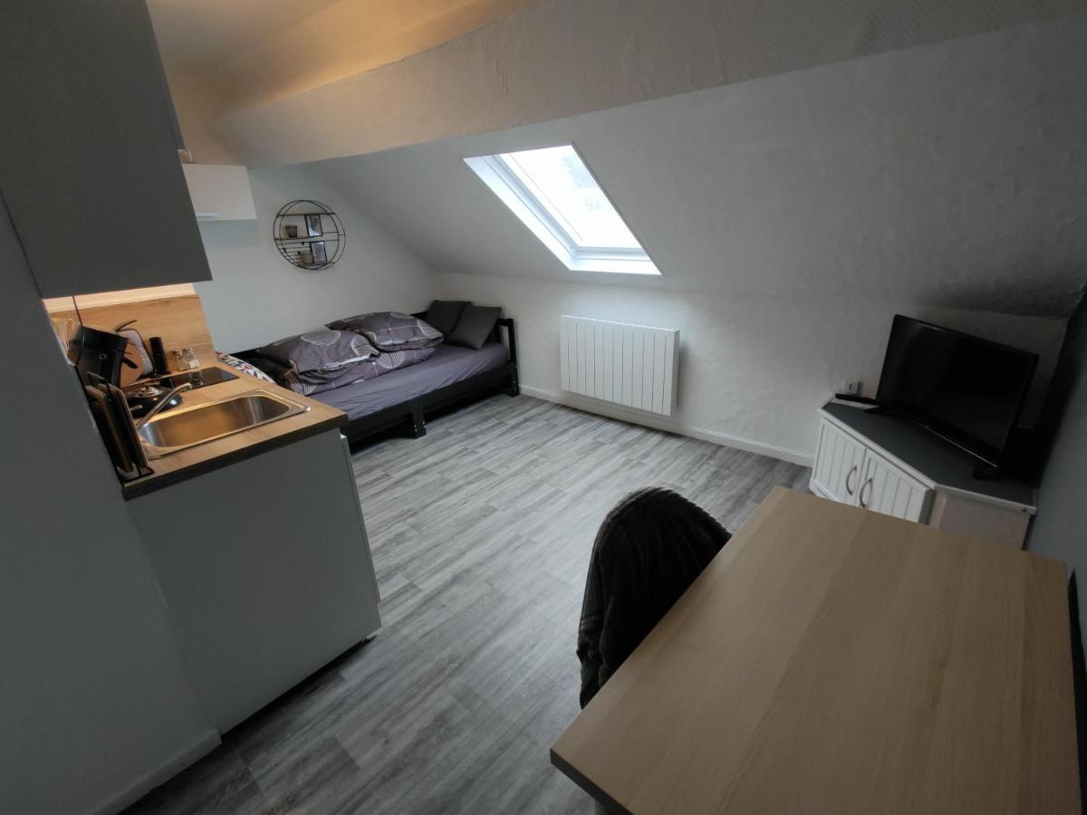 Studio "Sous Les Toits", Proche Hyper Centre Et Commerces ! 발랑시엔 외부 사진