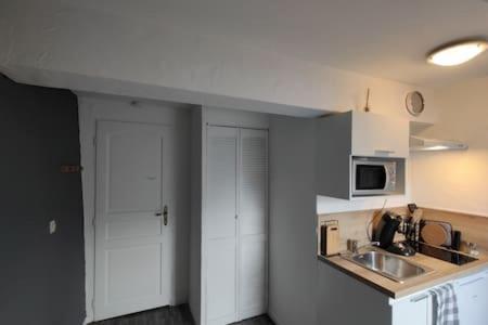 Studio "Sous Les Toits", Proche Hyper Centre Et Commerces ! 발랑시엔 외부 사진